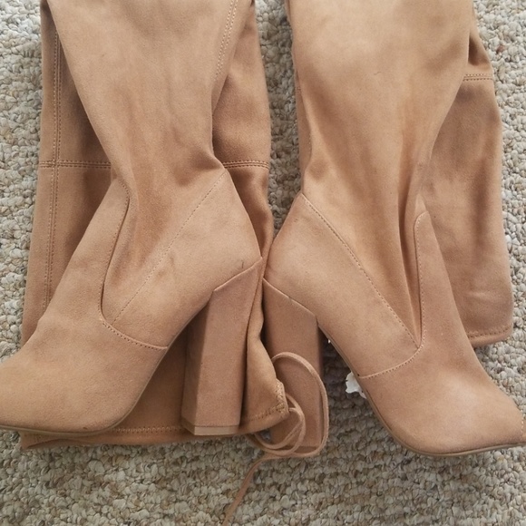 Knee high boots - Picture 5 of 5